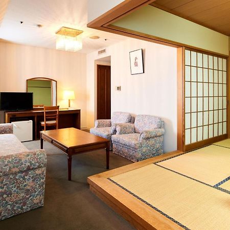 Hotel Marroad Tsukuba Tsuchiura Exterior photo